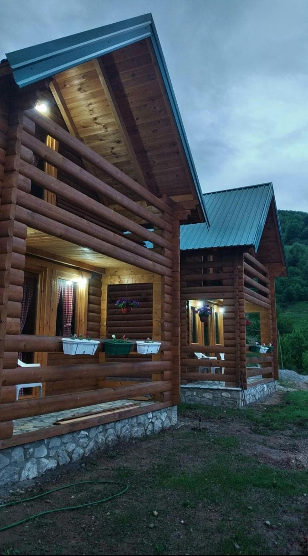 Eco Village Jasavic Plav Extérieur photo